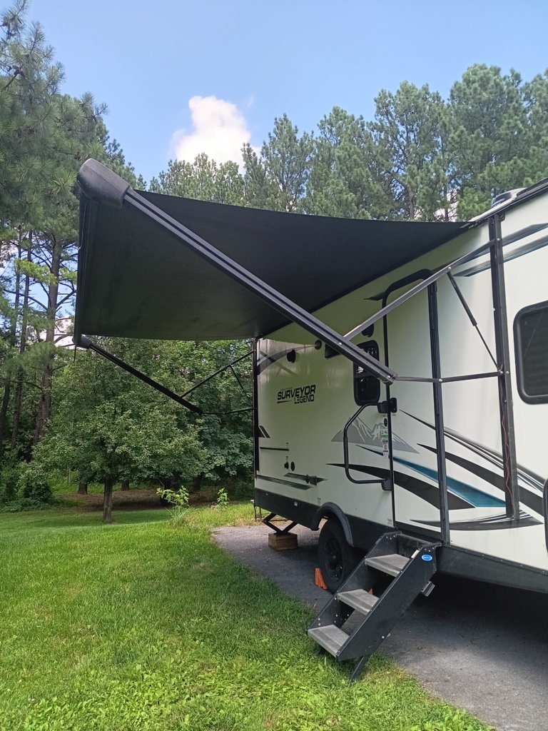 Awning.jpg