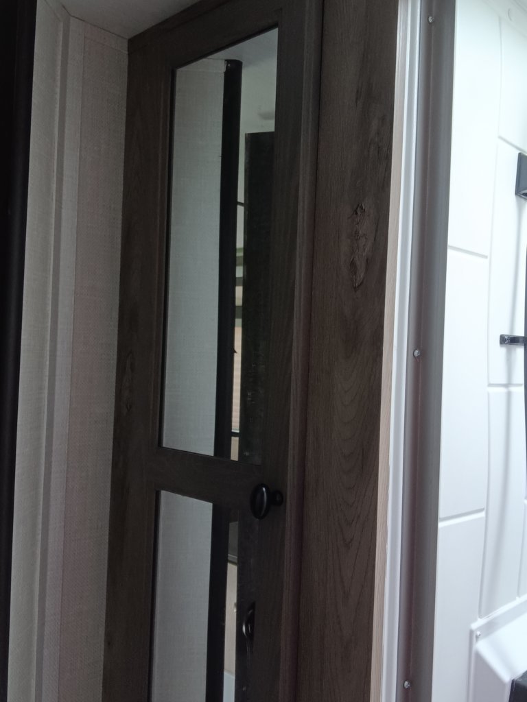 Bathroom 5.jpg