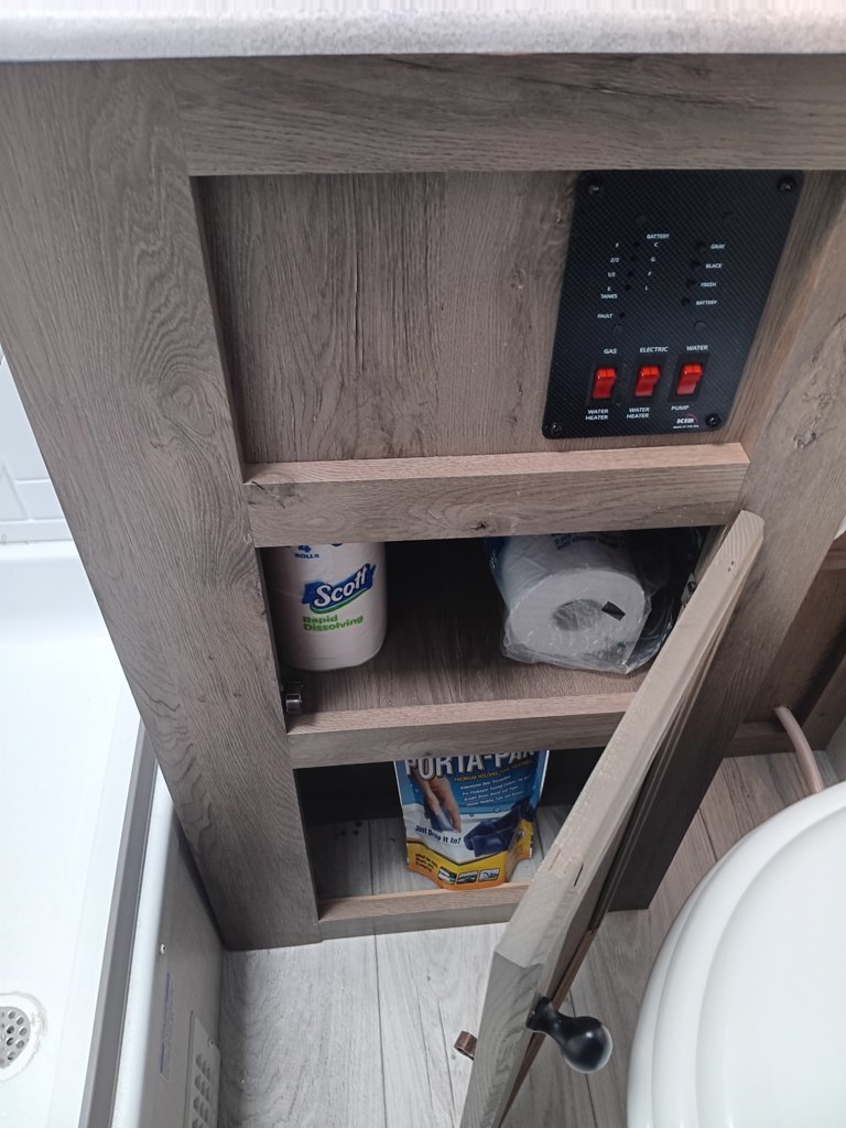 Bathroom and controls.jpg
