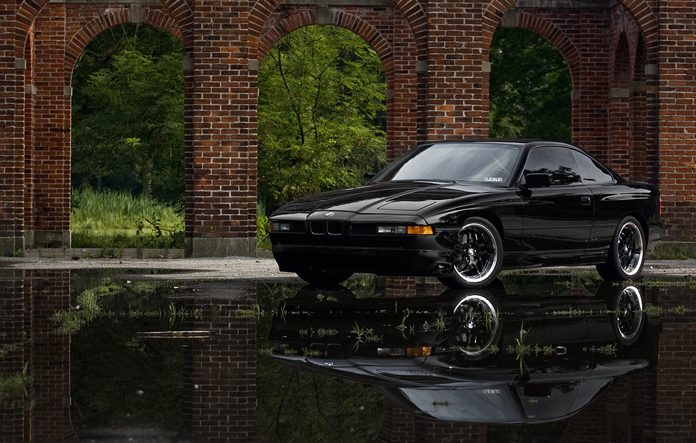 BMW-850Ci.jpg