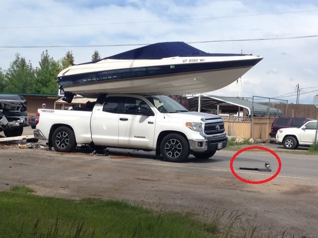 boat on tundra2.jpg