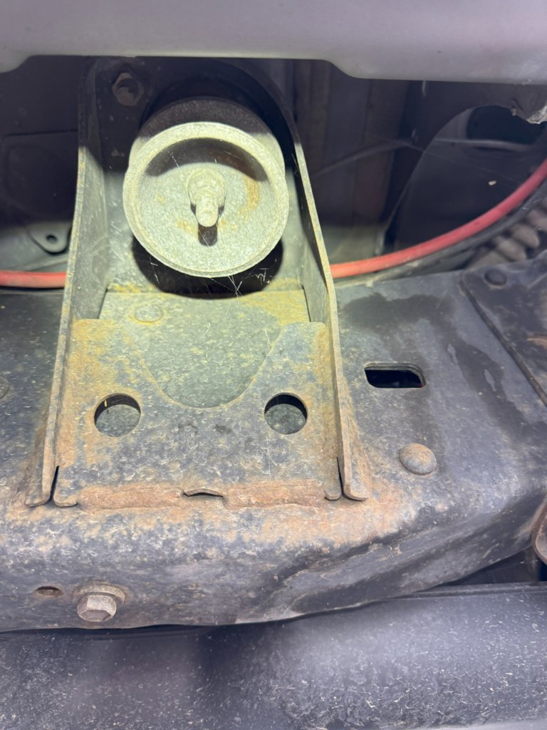 Body mount.jpg