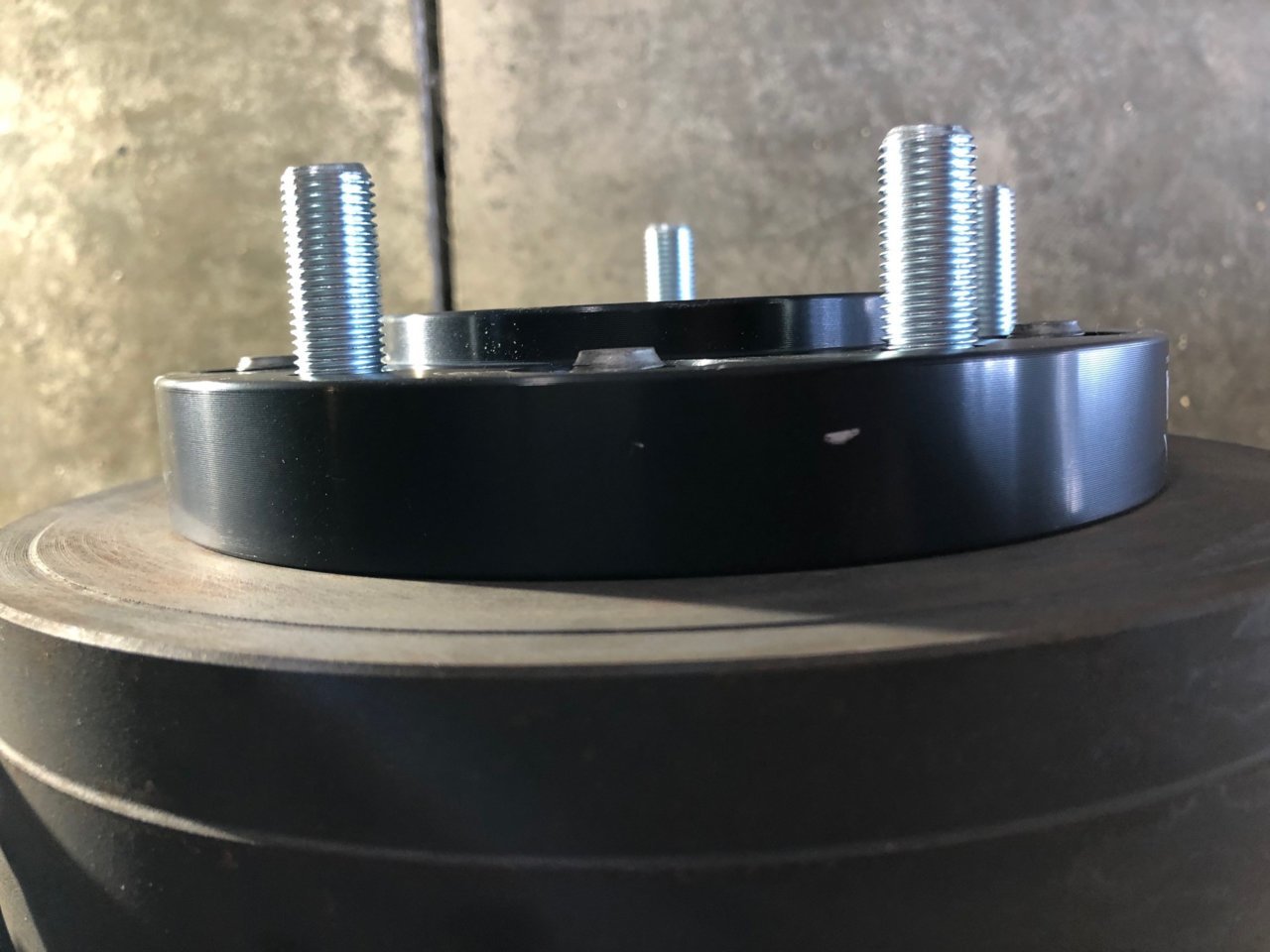 Bora Wheel Spacer 1.jpg
