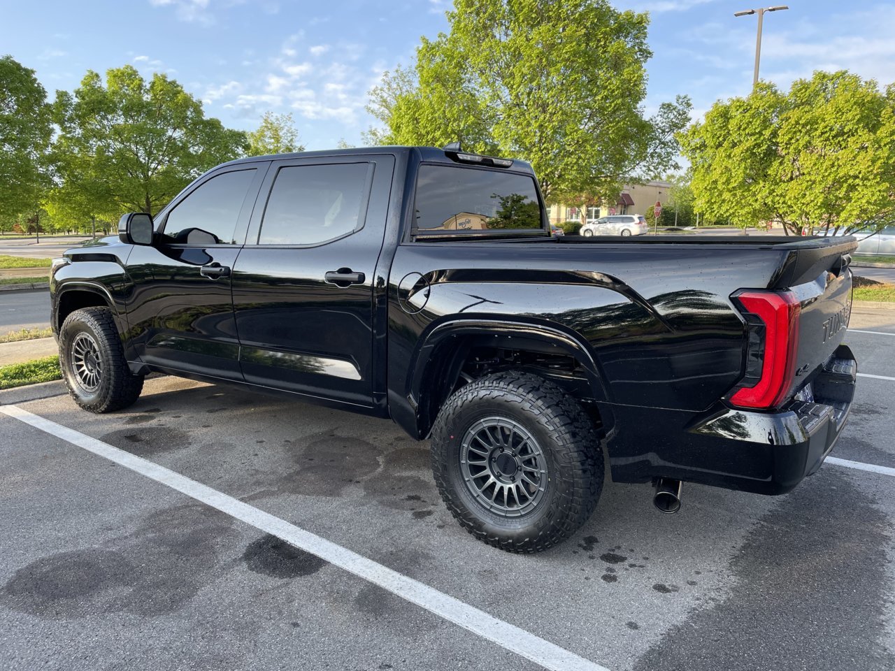 2023 SR 4x4 on 285/70r17 | Toyota Tundra Forum