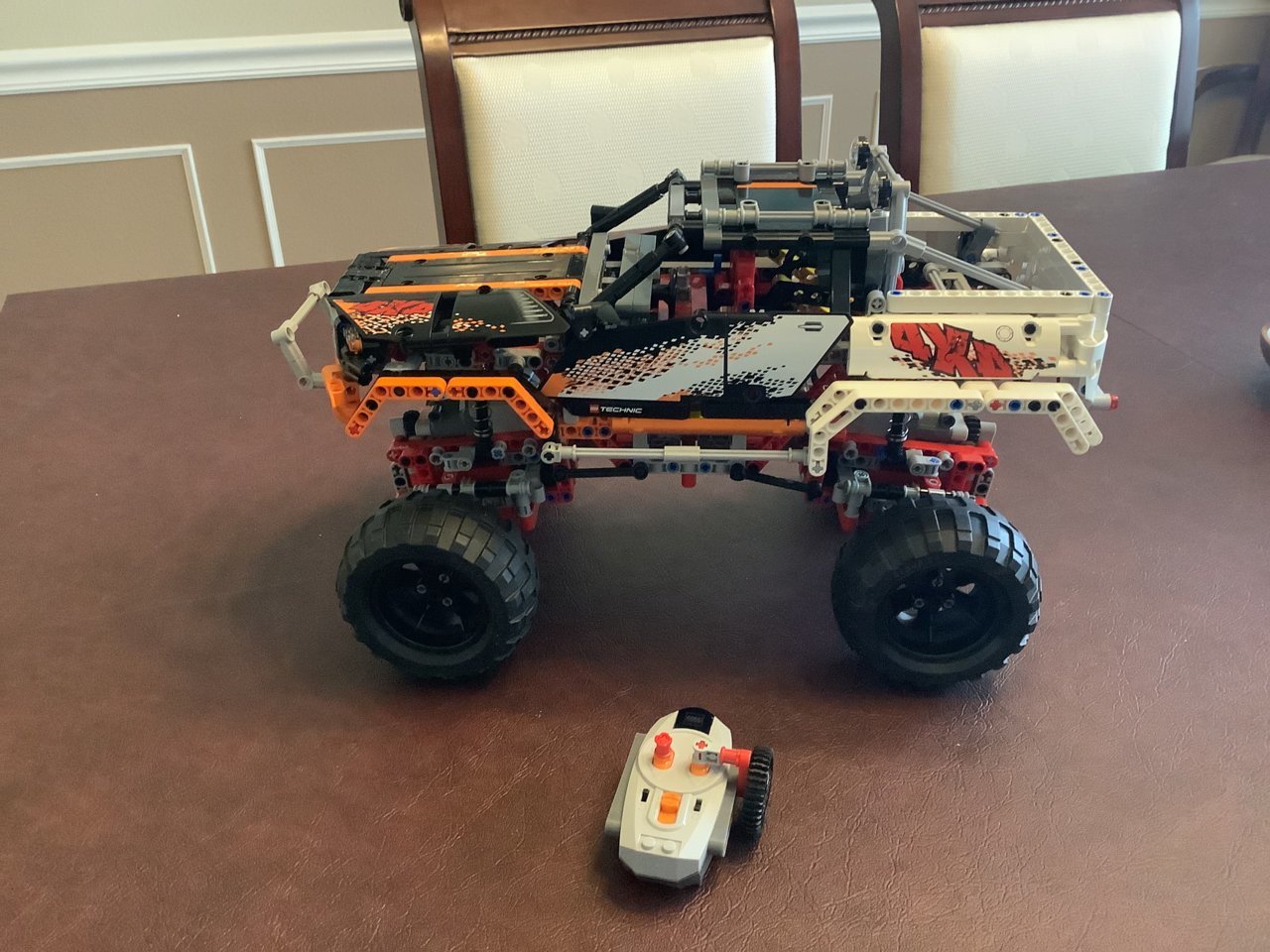 C6FB9D41-0907-448F-98D7-2234557C6CA3.jpg