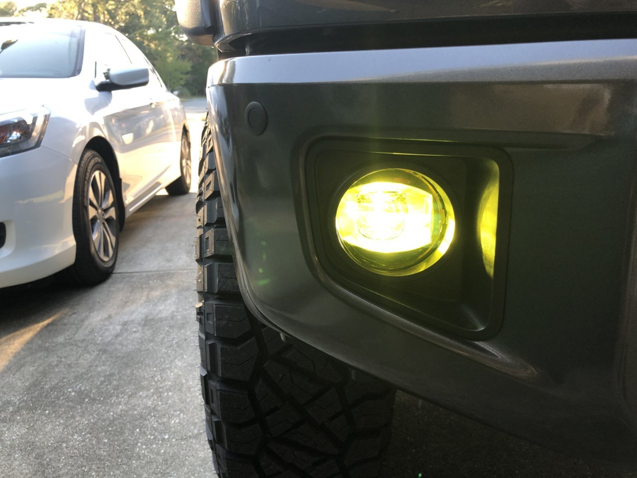 Lamin-X Yellow Or Amber Fog Lights? | Toyota Tundra Forum