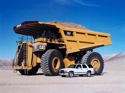 caterpillar-797.jpg