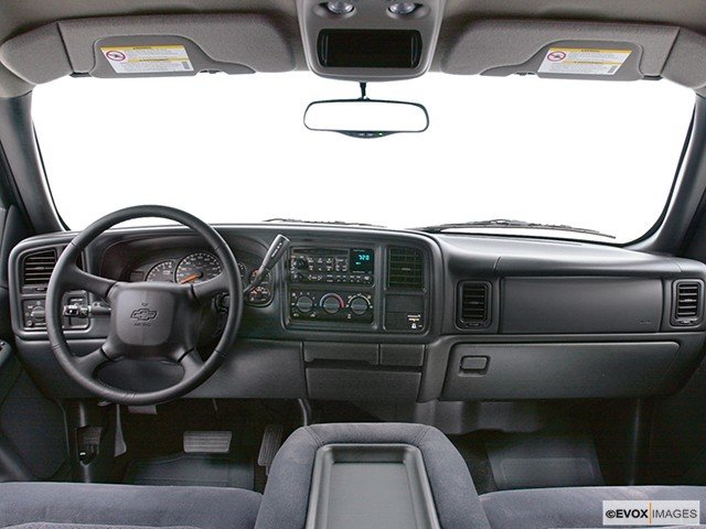 chevrolet-silverado-2500hd-2002-059-0992-640.jpg