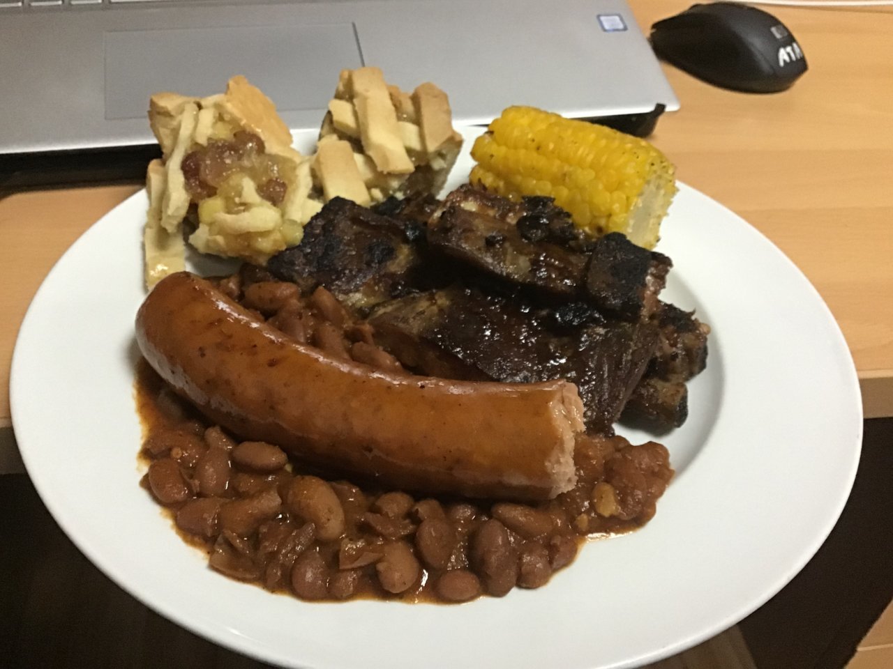 Chow time.jpg