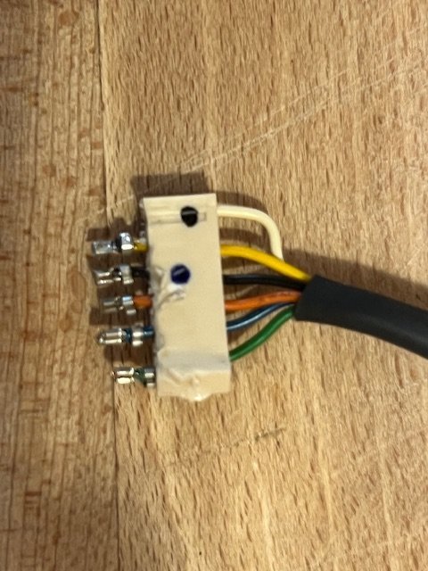 Console connector 2.jpg