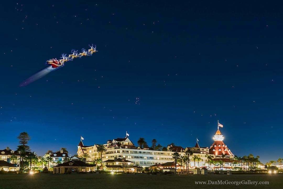 Coronado Christmas.jpg