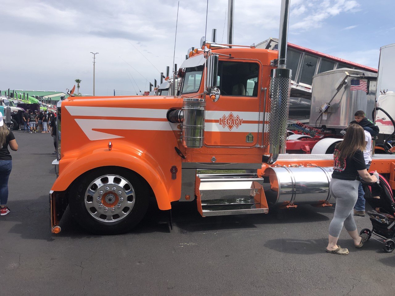 day cab KW.jpg