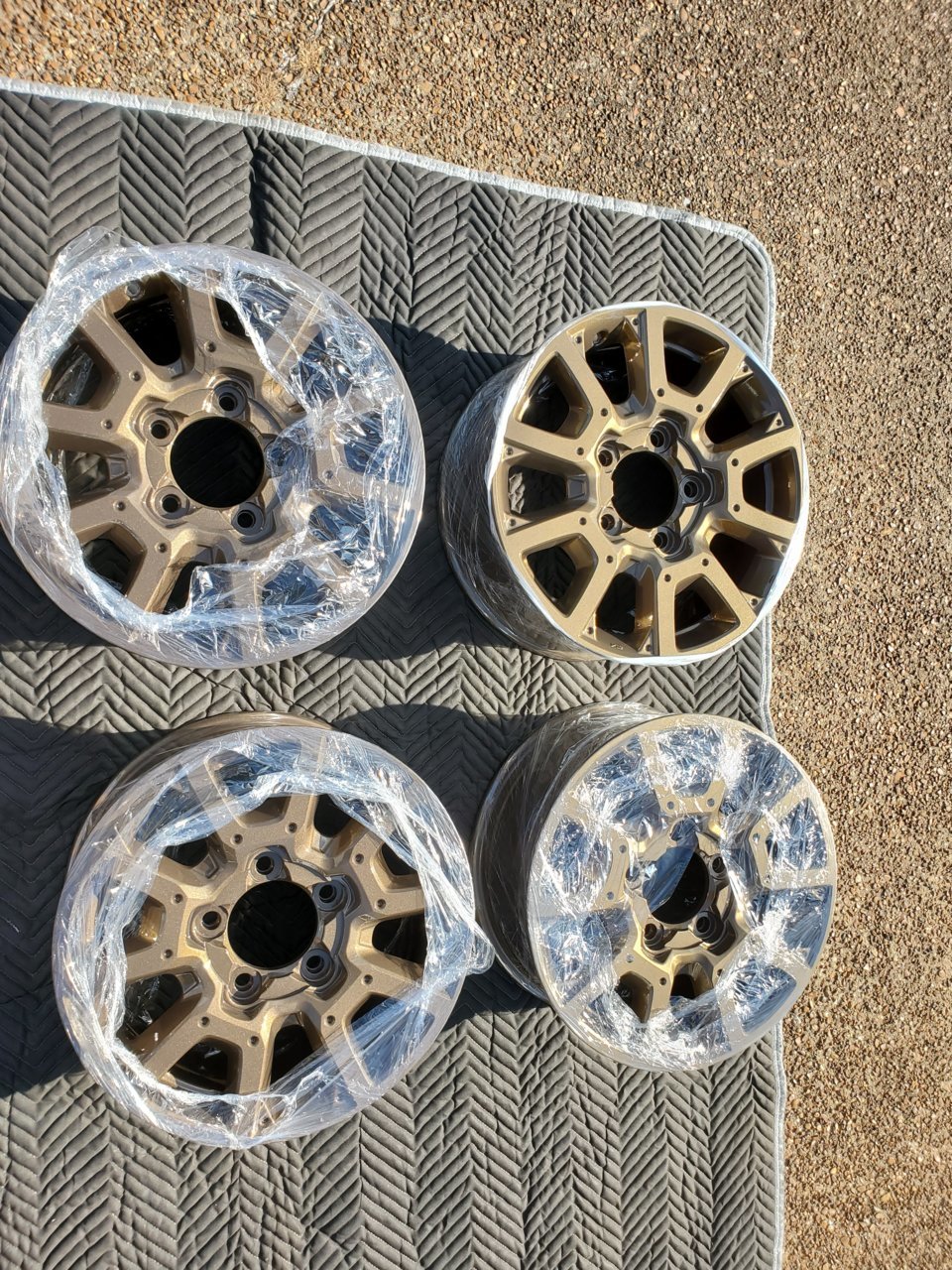 DBD2340E-76C1-439A-B0DD-4FBB30E3323A.jpg