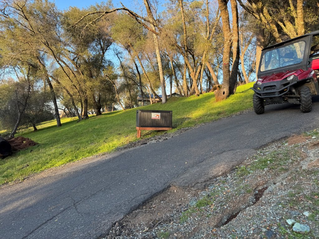 DELIVERY BOX.jpg