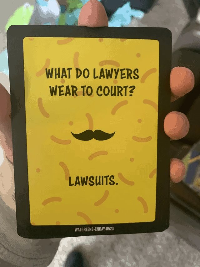 do-lawyers-wear-court-lawsuits-walgreens-cnday-0523.png