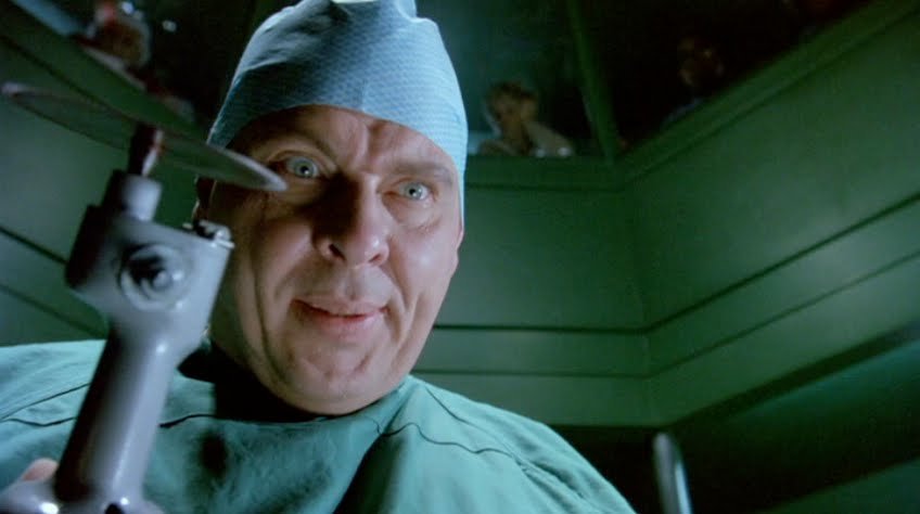 dr-giggles-2.jpg