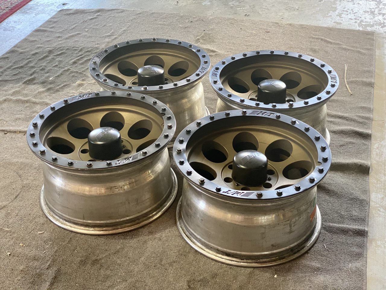 E5DA787D-90F6-4DE6-BACC-149D8A2D949A.jpg