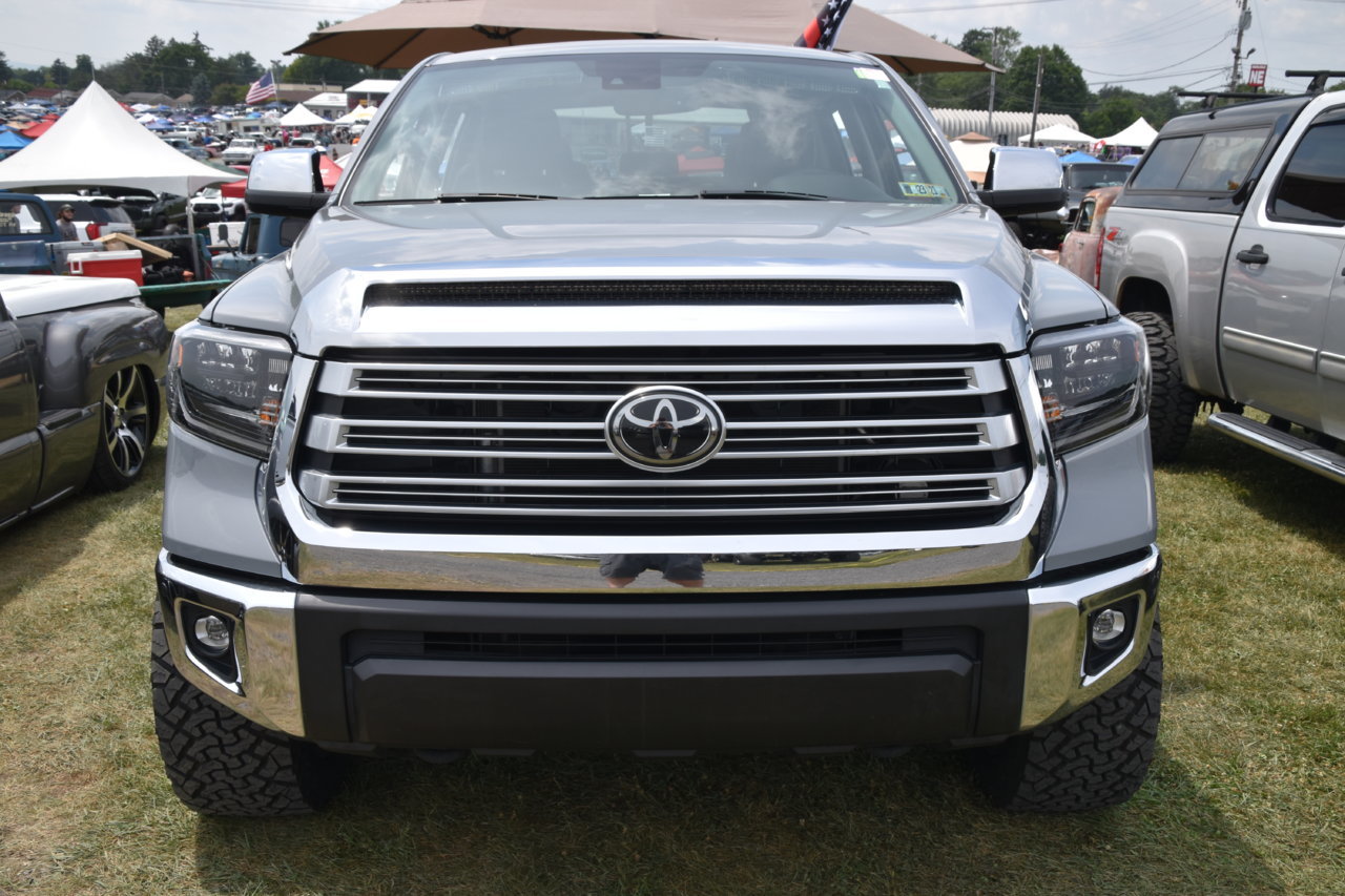 EB1_7300.jpg