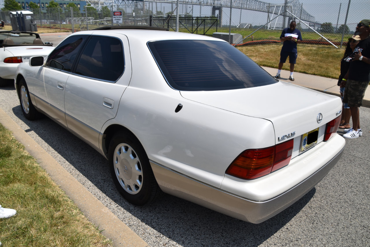 EB1_9750_edit.jpg