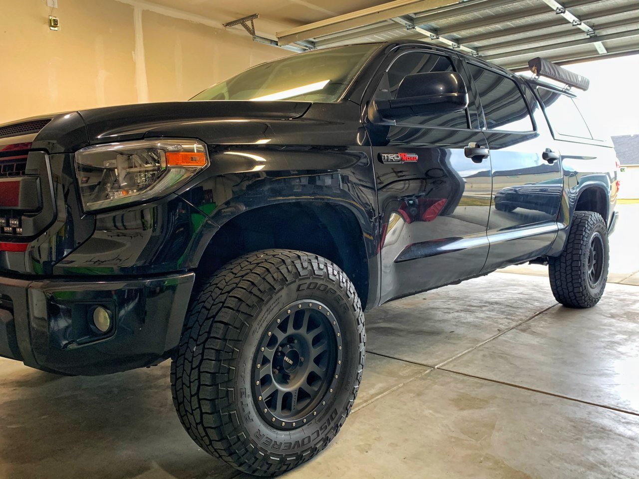 295/70/18 OR 305/65/18? | Toyota Tundra Forum