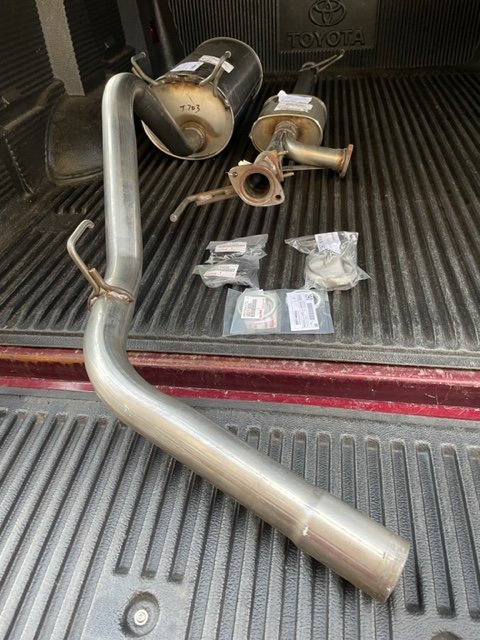 Exhaust.jpg