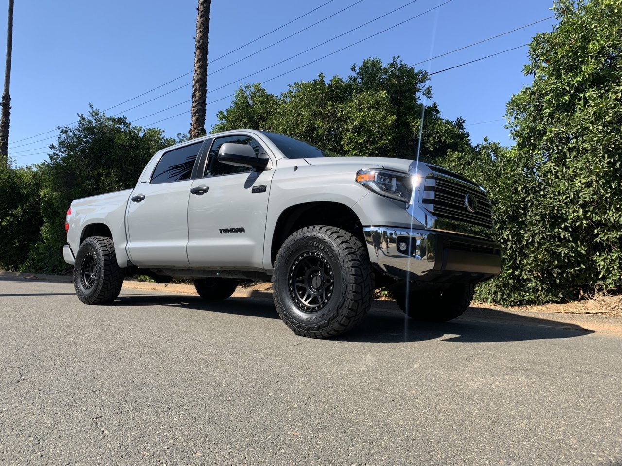 2018 Icon suspension with 35s | Toyota Tundra Forum