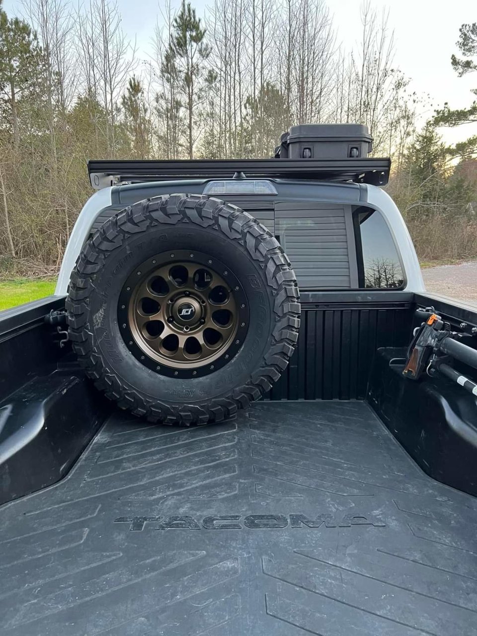 Bedrail spare tire carrier | Toyota Tundra Forum