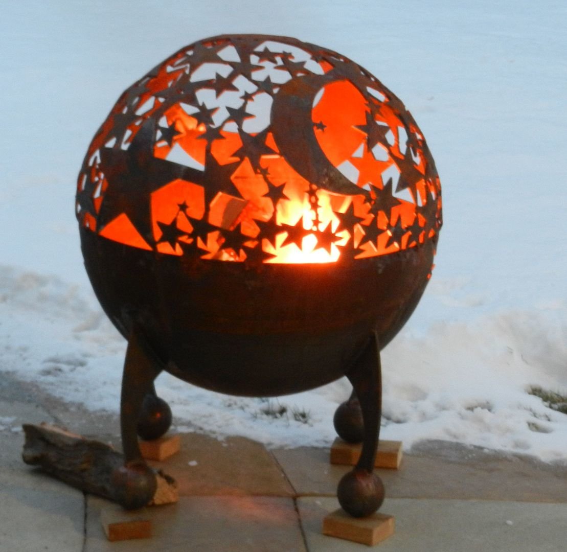 Fire_Pit_Sphere_Website_4d0f96f569a31b763b33fc154a3eca180aacb2f2.jpg