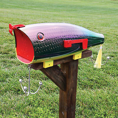 fish mailbox.jpg