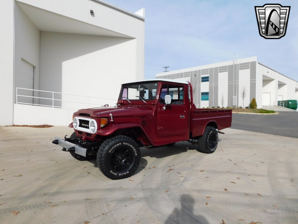 fj pick up.jpg