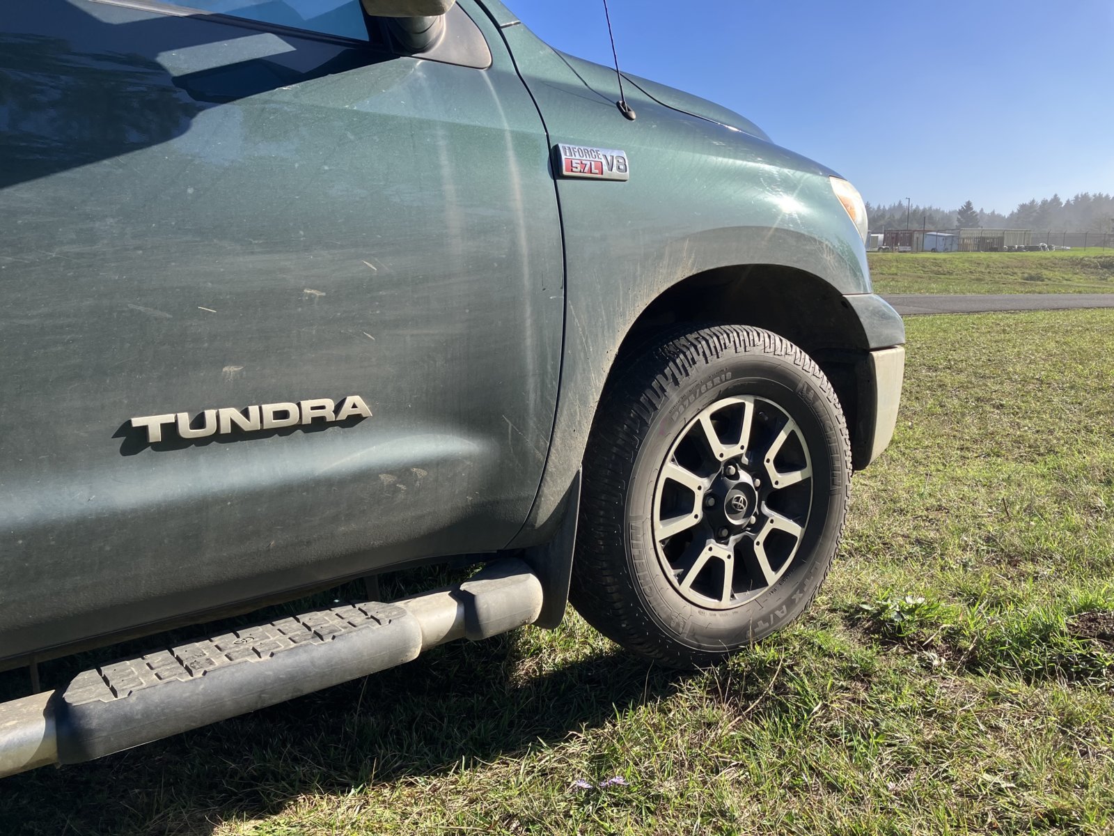 Flexin Off Road.jpg