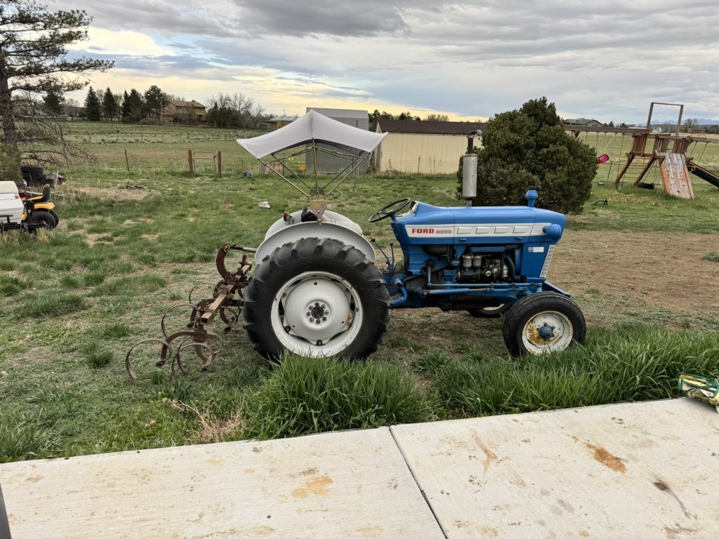 Ford 3000.jpg