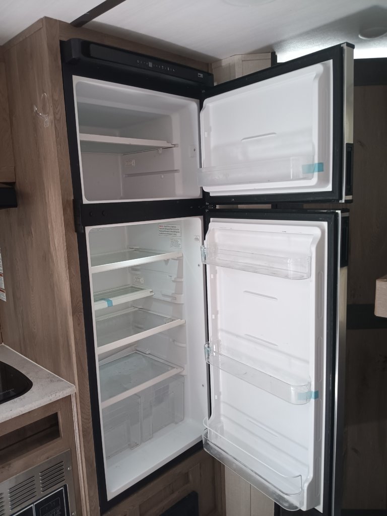 fridge 1.jpg