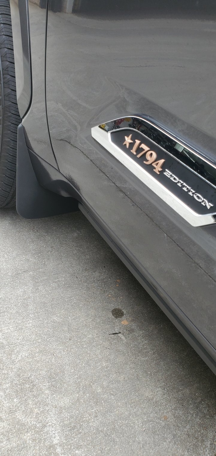 Front mud guard.jpg