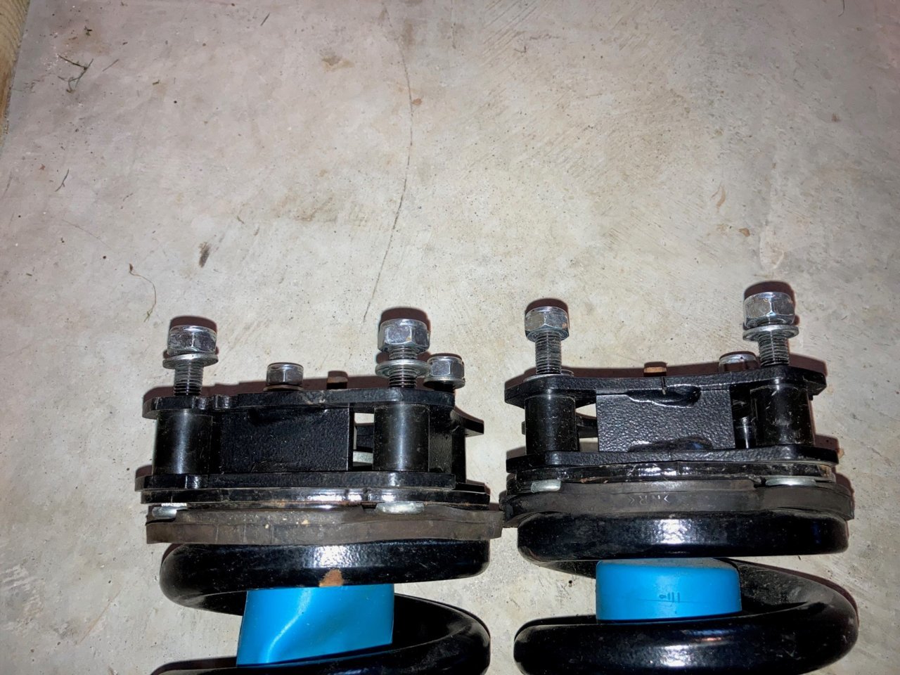 front shocks 2.jpg