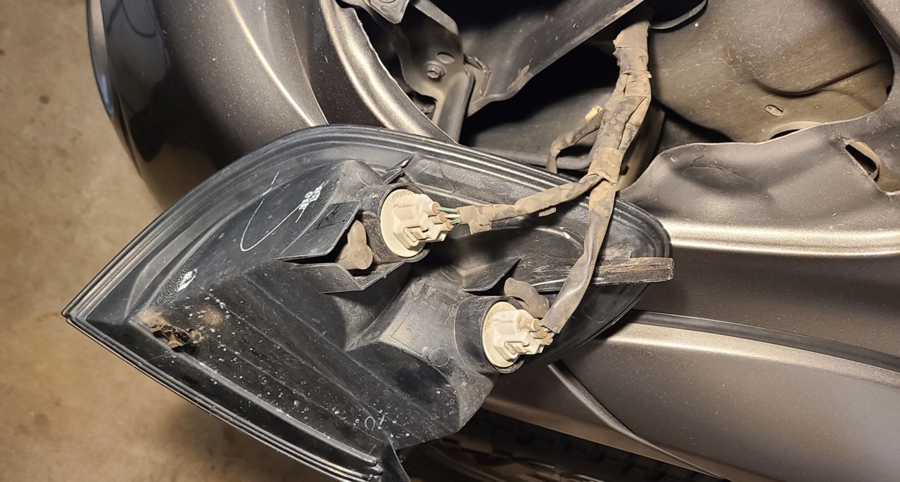 Front Turn Signal.jpg