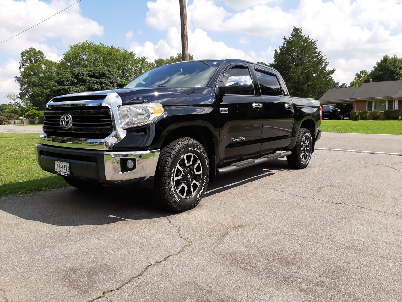 front w grille~2.jpg