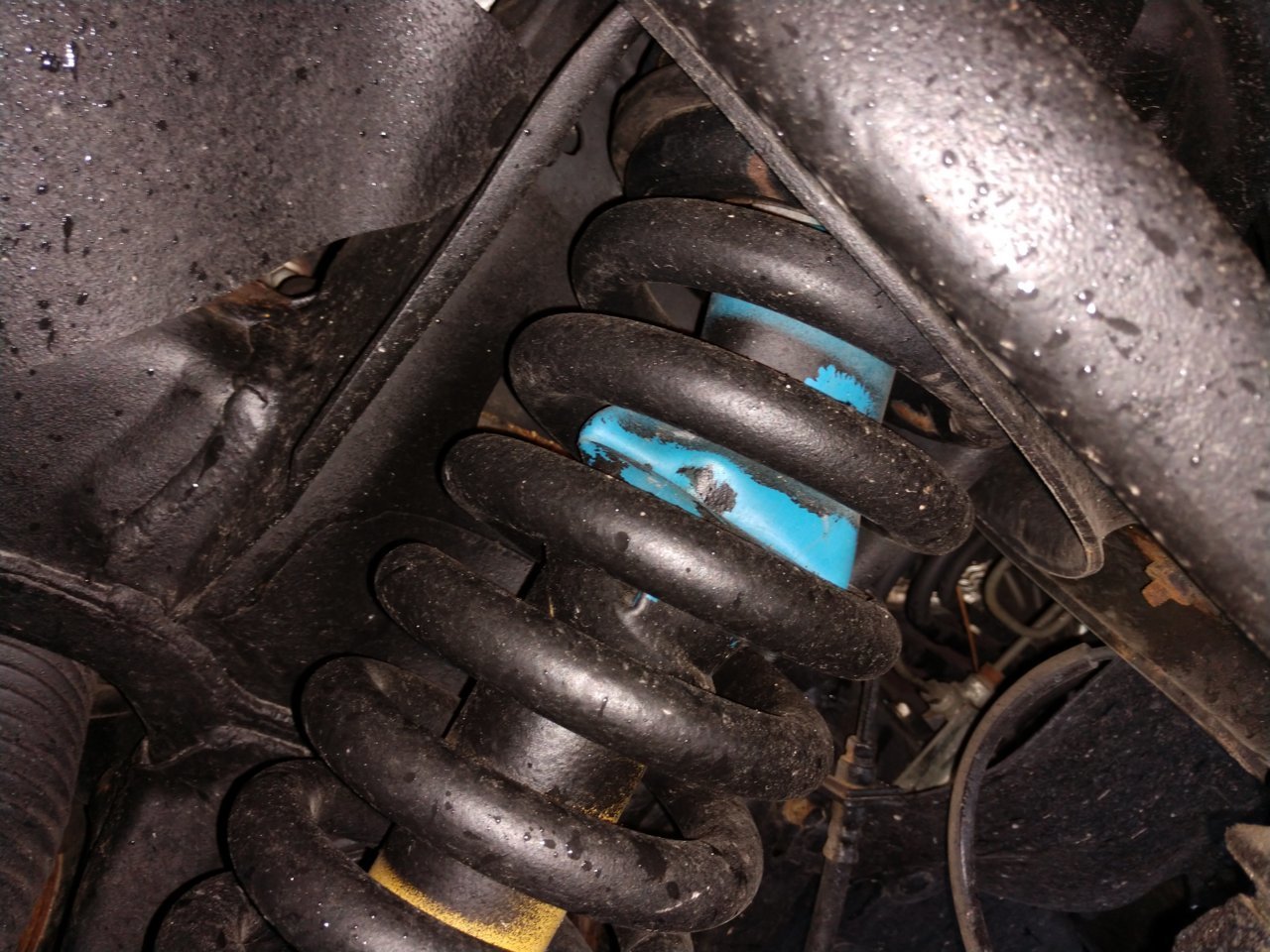 front_shock.jpg