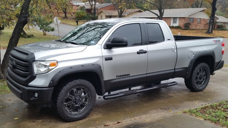 2016 TSS Off-Road Double Cab.