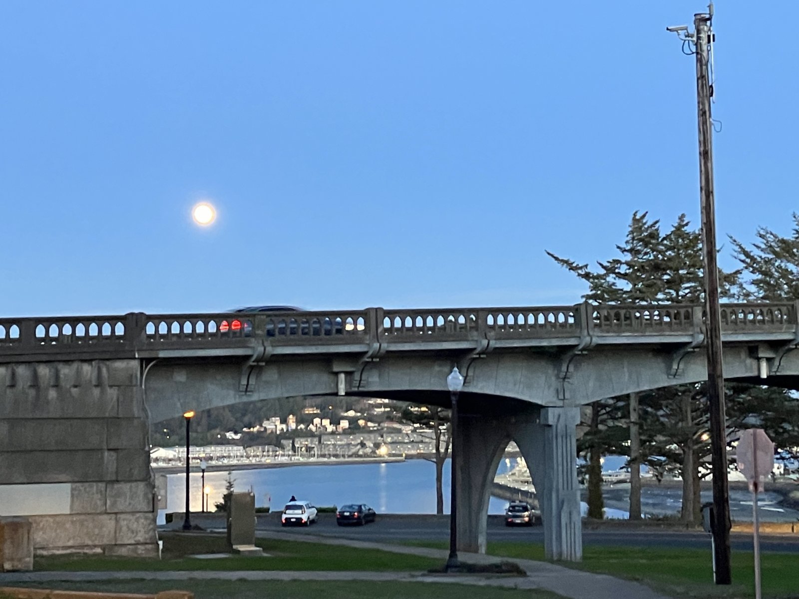 Full Moon.jpg
