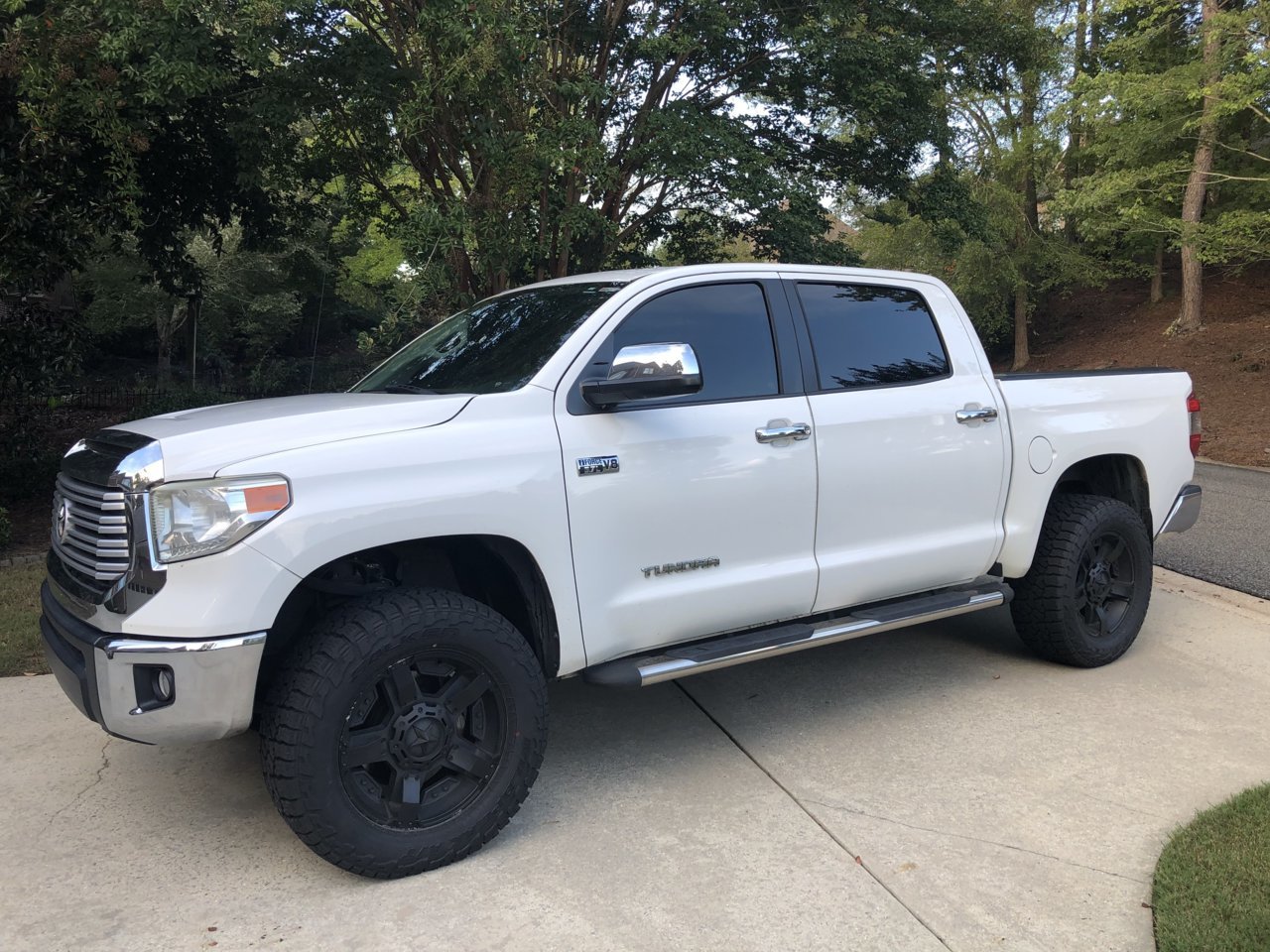 Full Tundra Pic with No Limited.jpg