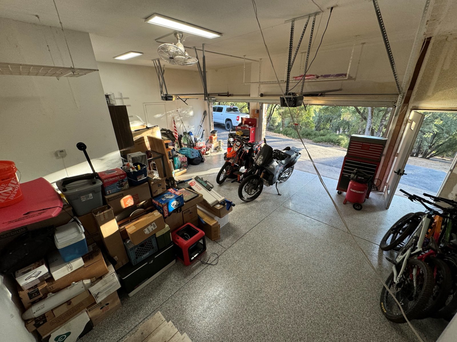 garage 8.jpg