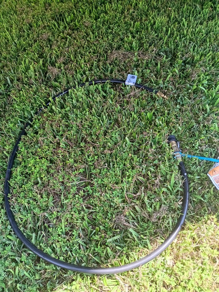 Gas line for grill.jpg