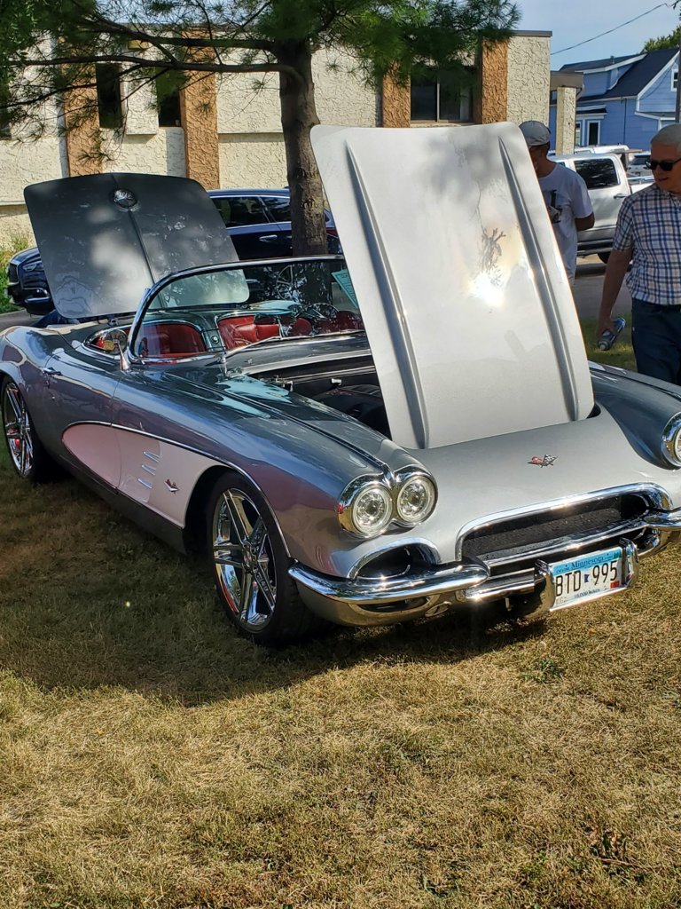 Gorgeous 61.jpg
