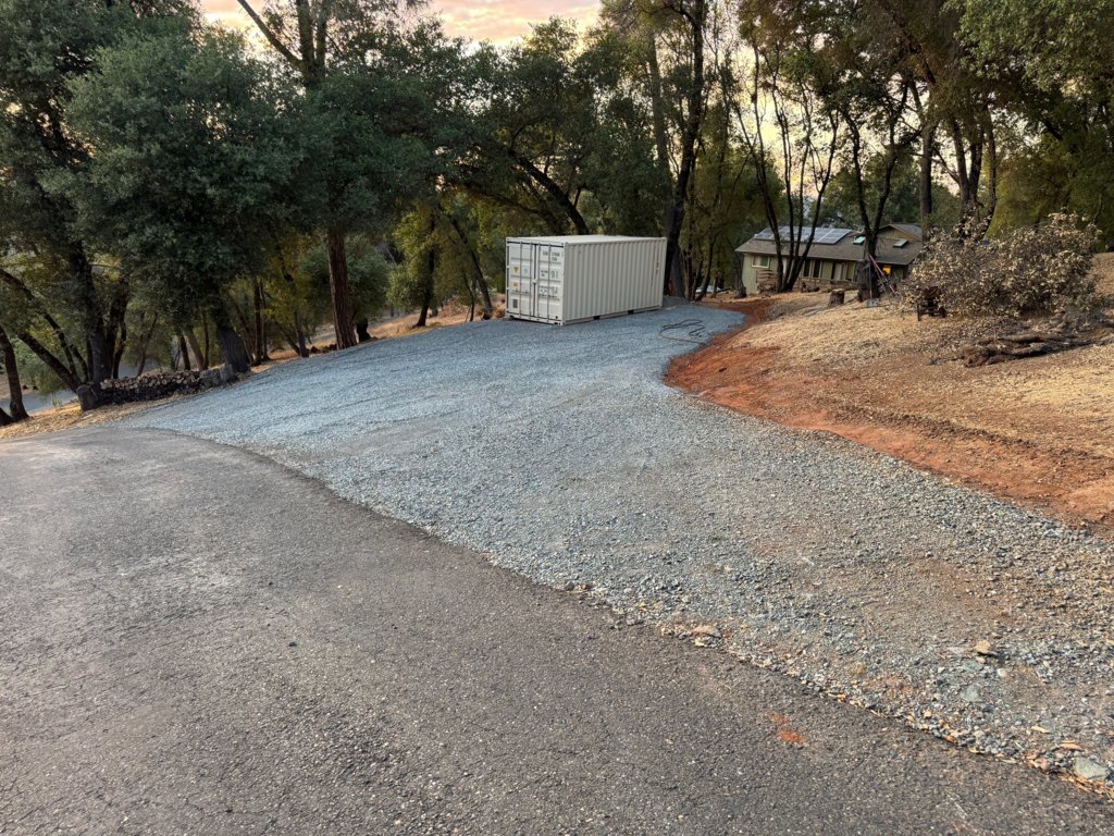 gravel 1.jpg