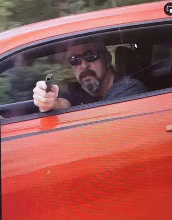gun idiot.jpg