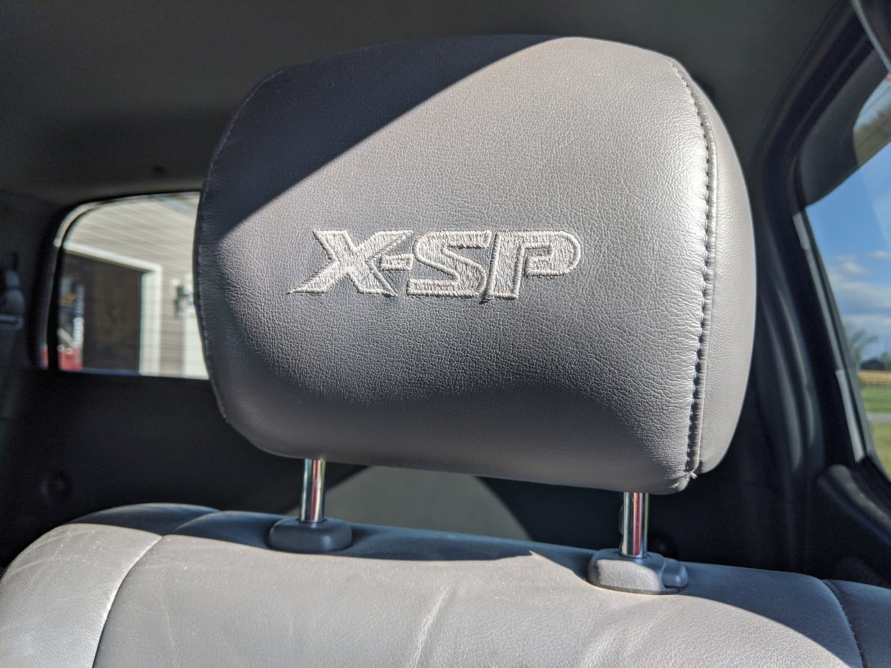 Headrest.jpg