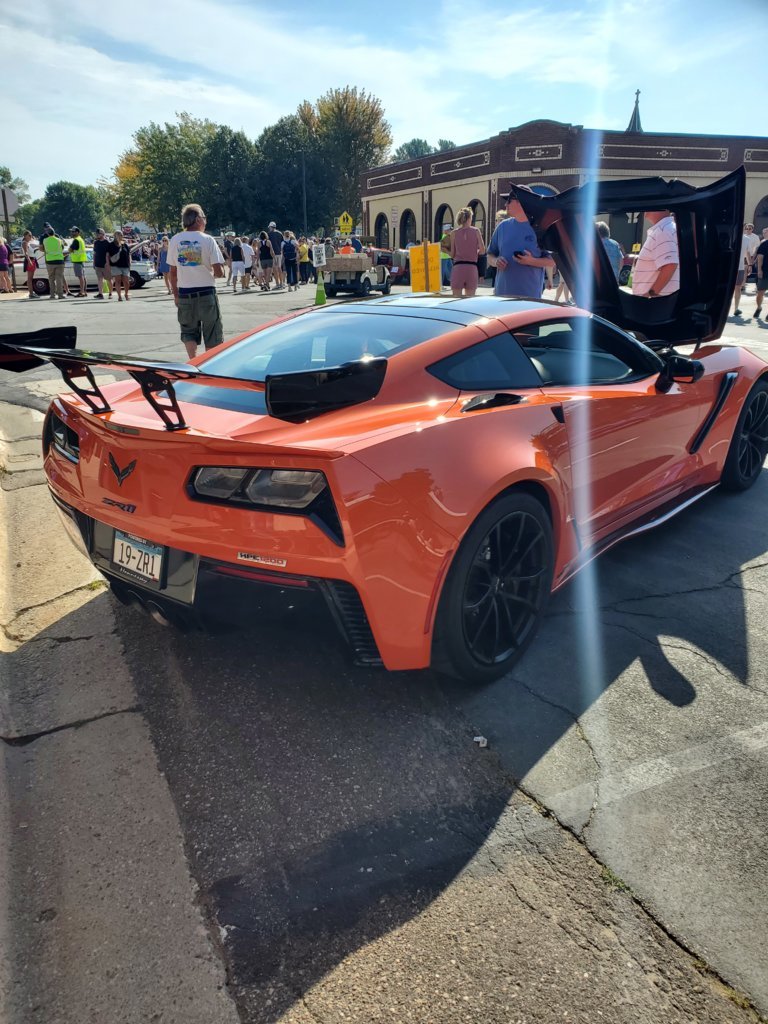 Hennesy ZR1 1.jpg