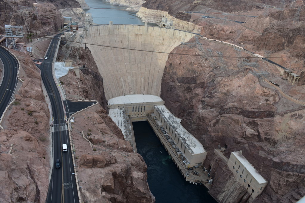 HooverDam12.jpg
