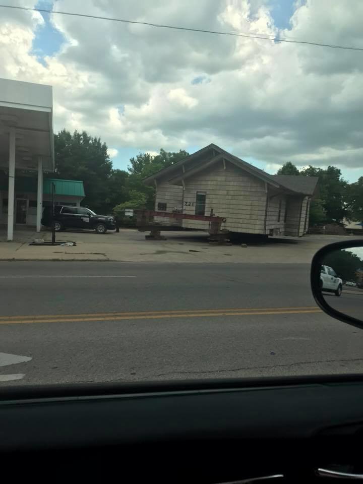housemoving .jpg